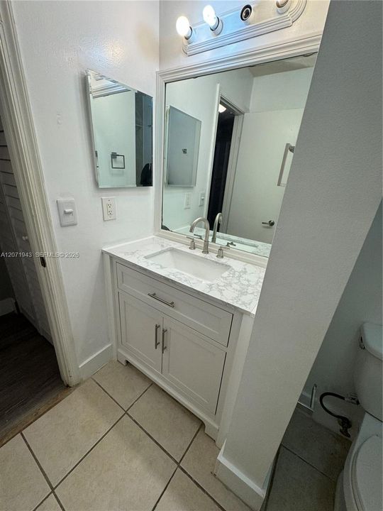 For Rent: $3,000 (3 beds, 2 baths, 1449 Square Feet)