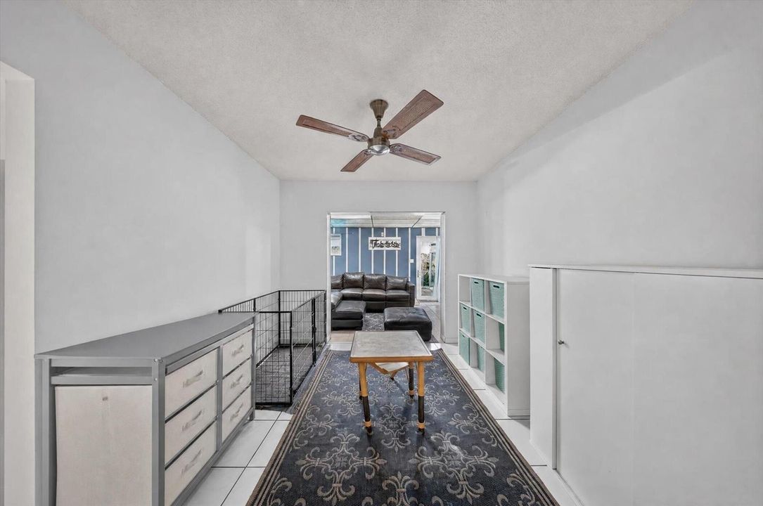 24-2251-SW-67th-Way-WindowStill-Photogra