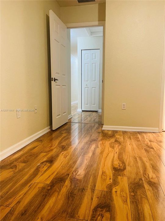 For Rent: $2,600 (3 beds, 2 baths, 1186 Square Feet)