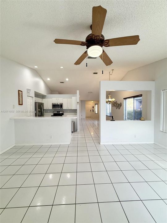 For Rent: $4,200 (3 beds, 2 baths, 1533 Square Feet)