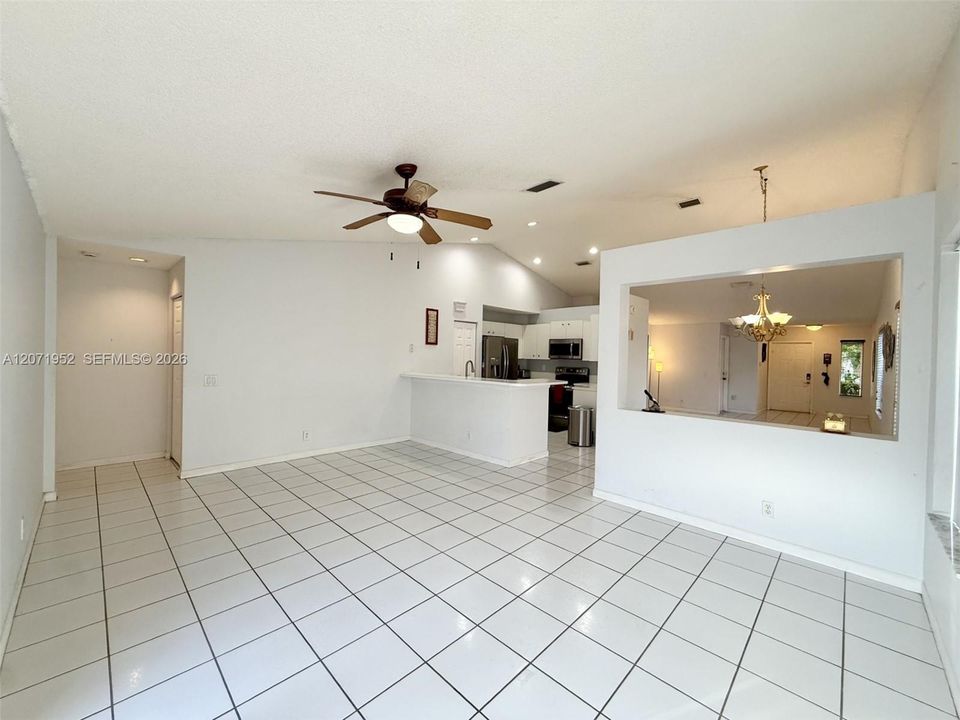 For Rent: $4,200 (3 beds, 2 baths, 1533 Square Feet)