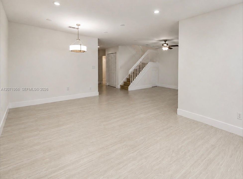 2nd Full Bathroom