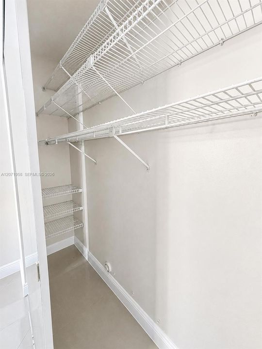 For Rent: $3,200 (3 beds, 2 baths, 2441 Square Feet)
