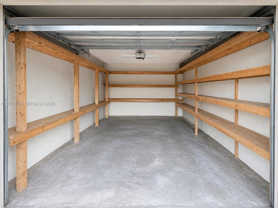 For Rent: $3,200 (3 beds, 2 baths, 2441 Square Feet)