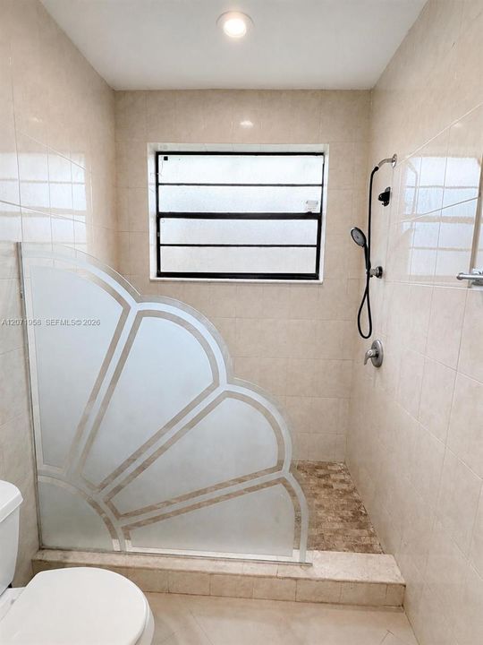 For Rent: $3,200 (3 beds, 2 baths, 2441 Square Feet)