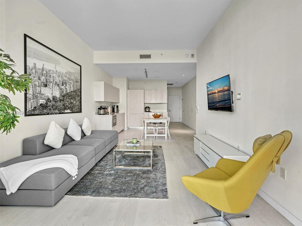 For Rent: $4,549 (3 beds, 2 baths, 1324 Square Feet)