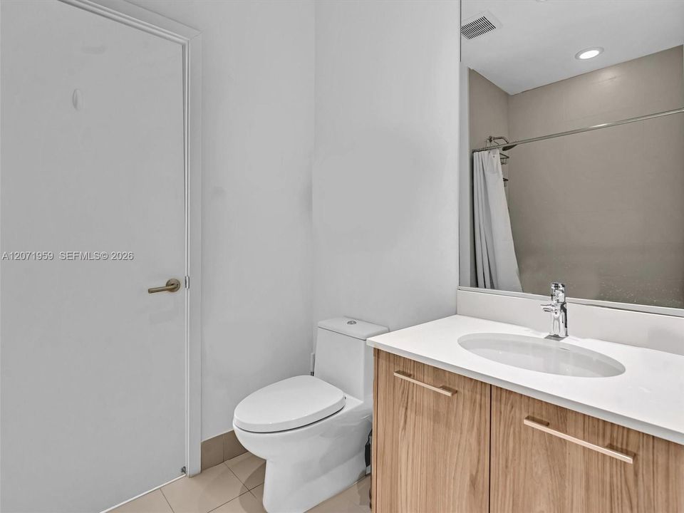 For Rent: $4,549 (3 beds, 2 baths, 1324 Square Feet)