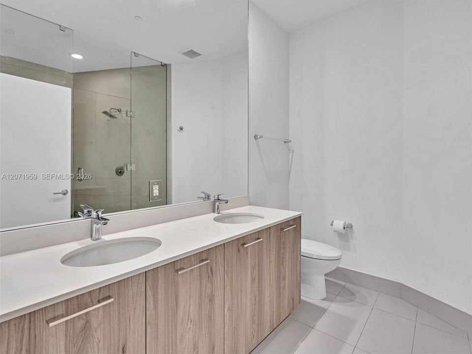 For Rent: $4,549 (3 beds, 2 baths, 1324 Square Feet)