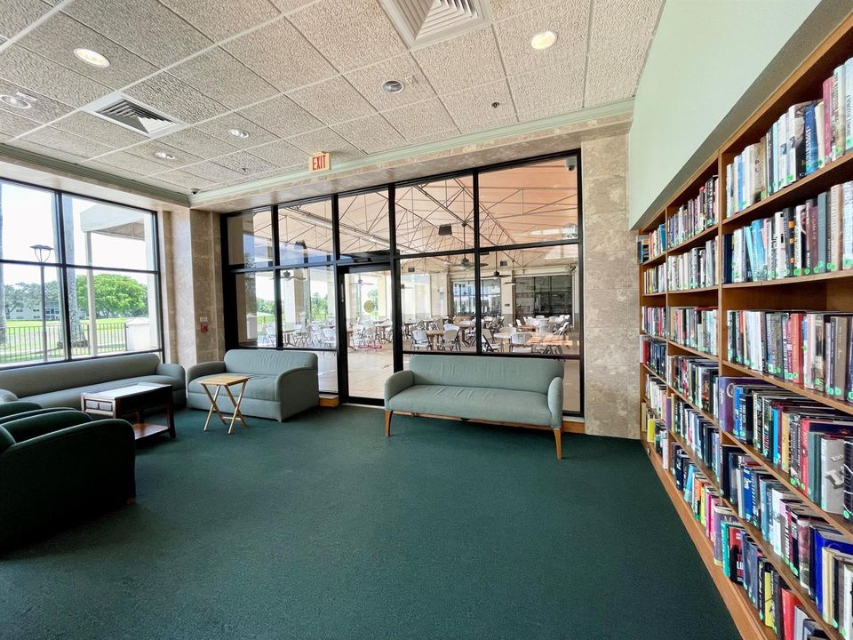 Wynmoor library