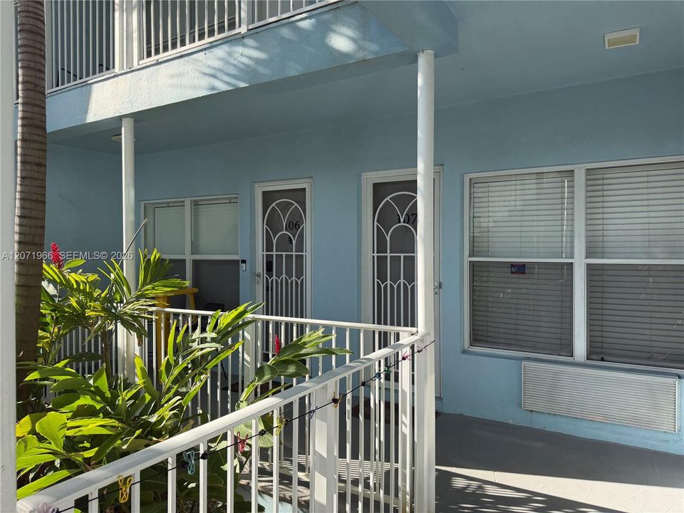 For Rent: $1,700 (1 beds, 1 baths, 398 Square Feet)