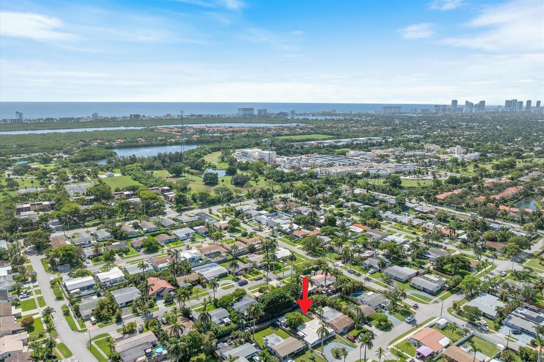 42-2107 N 15th Ave Hollywood, FL-901