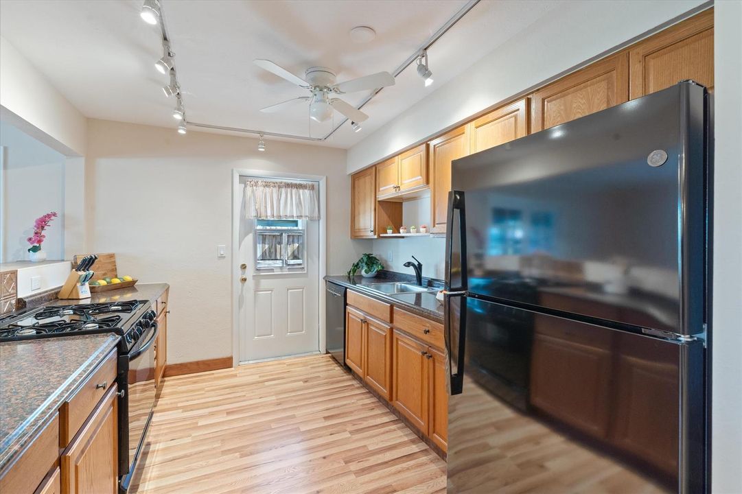 12-2107 N 15th Ave Hollywood, FL-108