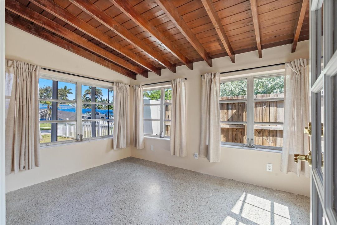 28-2107 N 15th Ave Hollywood, FL-122