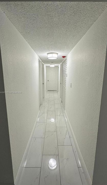 For Rent: $2,300 (3 beds, 2 baths, 994 Square Feet)