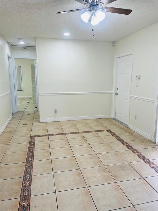 Living room 3