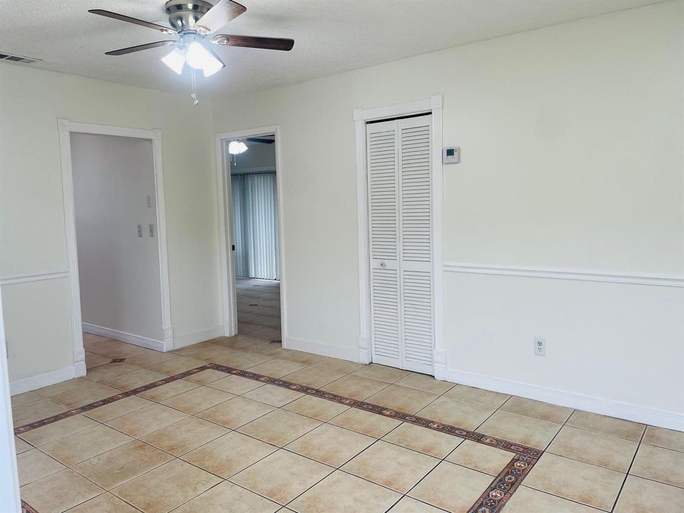 Living room 2