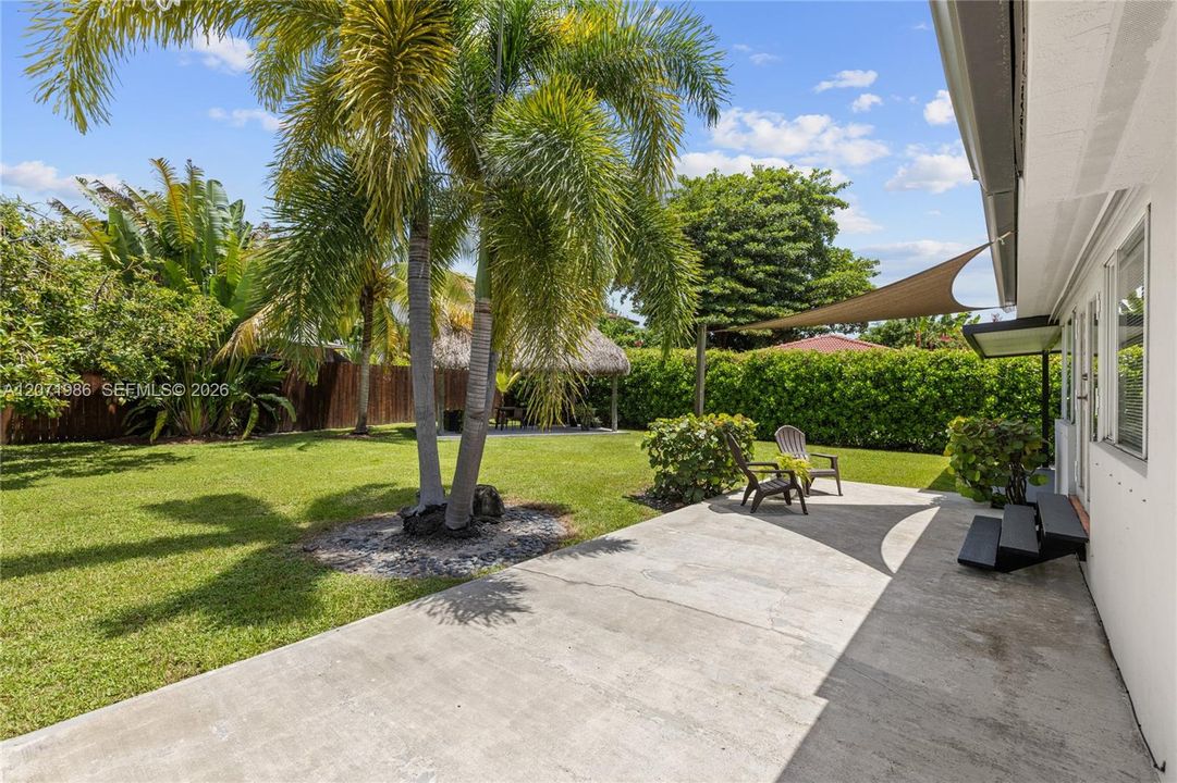 For Sale: $1,200,000 (3 beds, 3 baths, 1855 Square Feet)