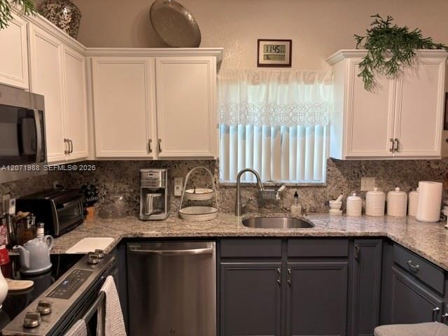 For Sale: $410,000 (3 beds, 2 baths, 1464 Square Feet)