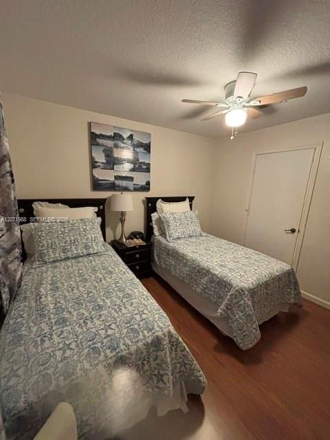 For Sale: $410,000 (3 beds, 2 baths, 1464 Square Feet)