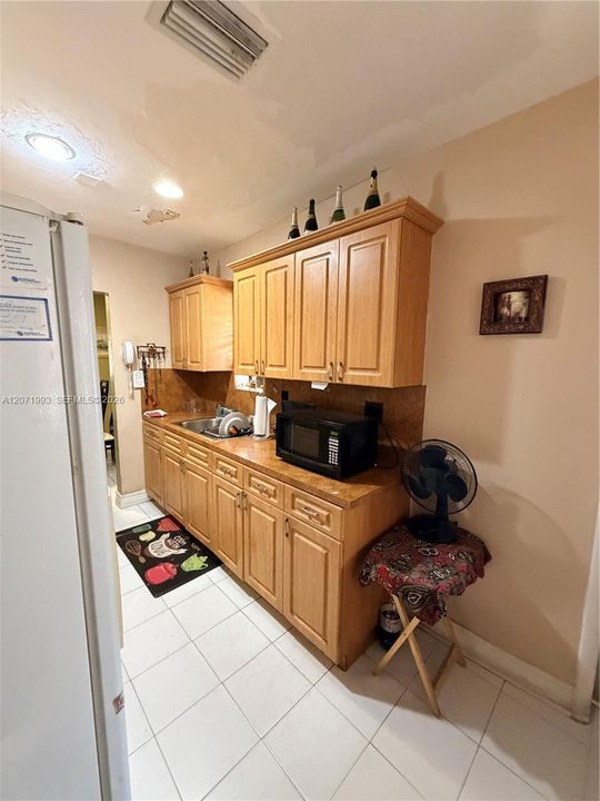 For Sale: $500,000 (0 beds, 0 baths, 1886 Square Feet)