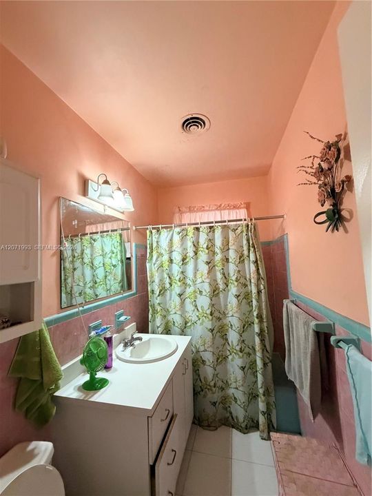 For Sale: $500,000 (0 beds, 0 baths, 1886 Square Feet)