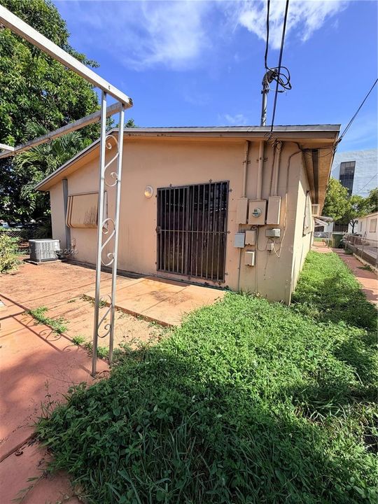 For Sale: $500,000 (0 beds, 0 baths, 1886 Square Feet)