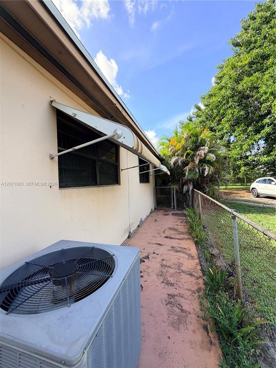 For Sale: $500,000 (0 beds, 0 baths, 1886 Square Feet)
