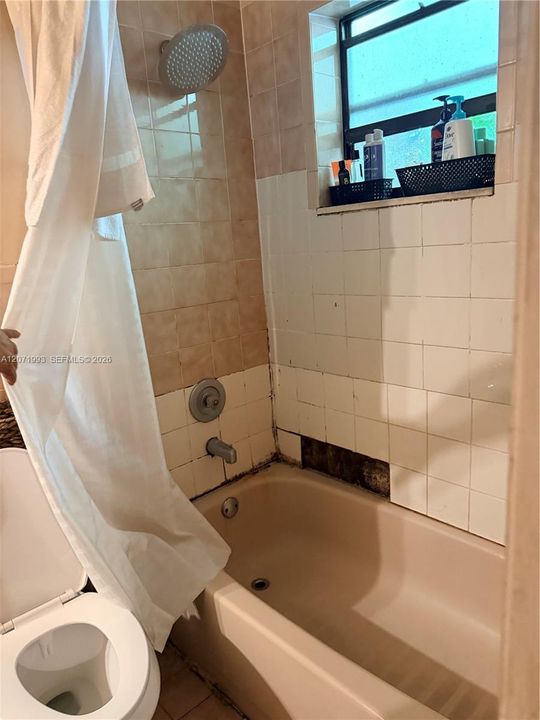 For Sale: $500,000 (0 beds, 0 baths, 1886 Square Feet)