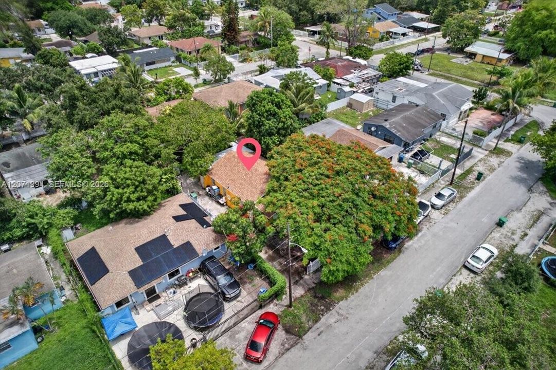 For Sale: $389,900 (3 beds, 1 baths, 1020 Square Feet)