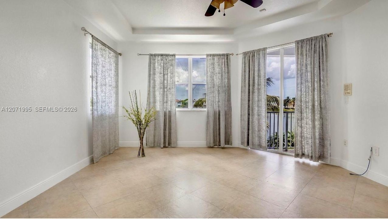 For Rent: $5,700 (4 beds, 3 baths, 2627 Square Feet)