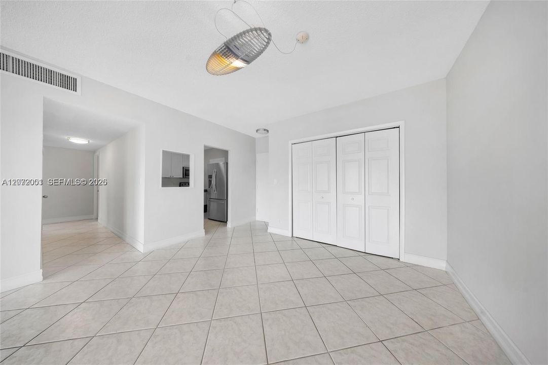 For Rent: $3,000 (2 beds, 2 baths, 1178 Square Feet)