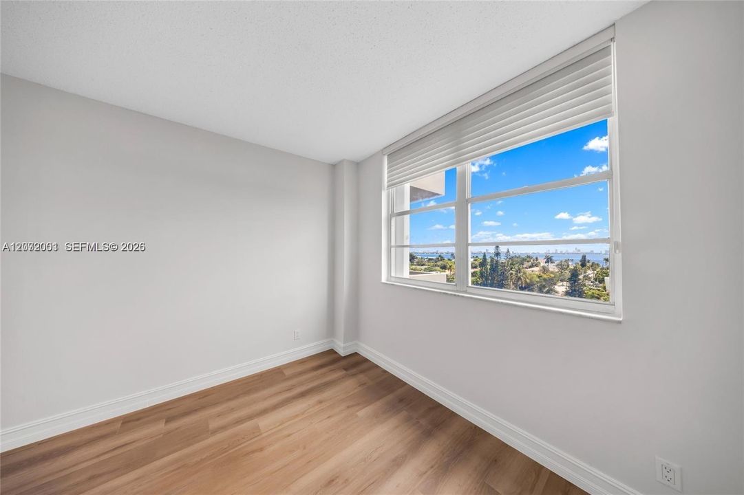 For Rent: $3,000 (2 beds, 2 baths, 1178 Square Feet)