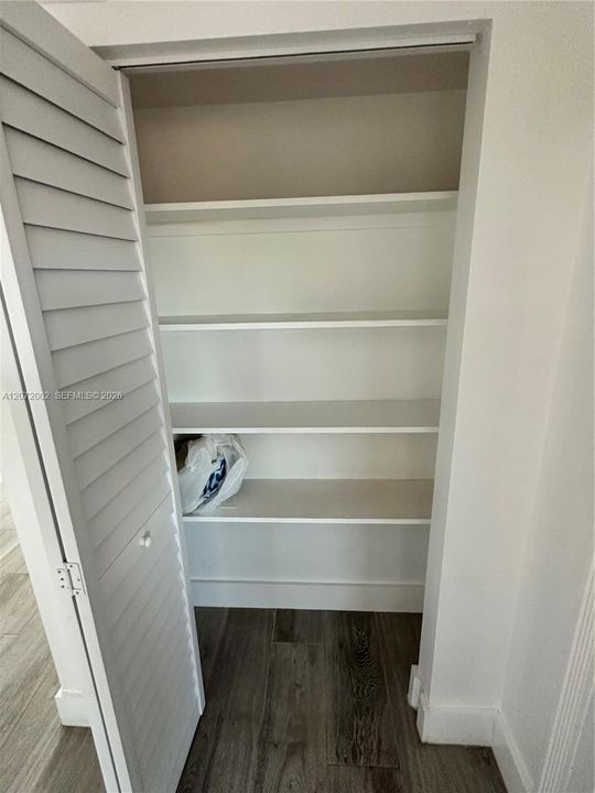 For Rent: $2,600 (2 beds, 2 baths, 1042 Square Feet)