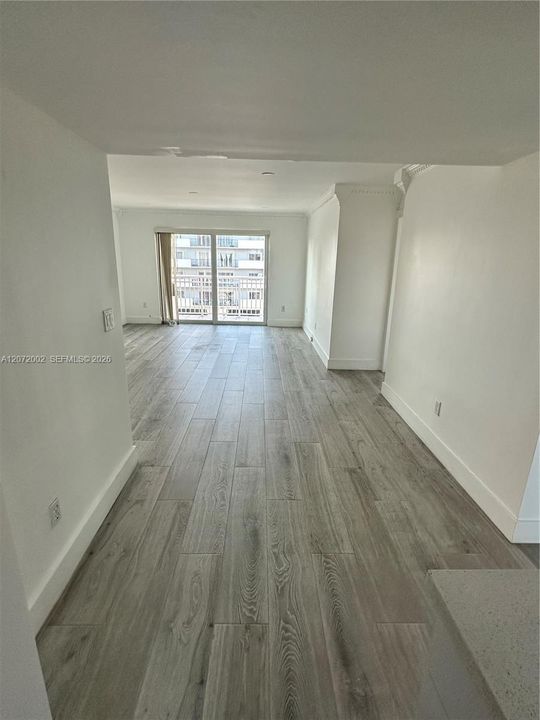 For Rent: $2,600 (2 beds, 2 baths, 1042 Square Feet)