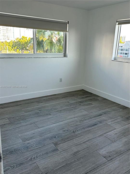 For Rent: $2,600 (2 beds, 2 baths, 1042 Square Feet)