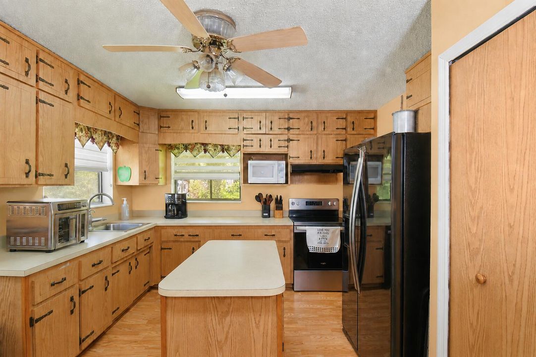 Hammock Kitchen 3