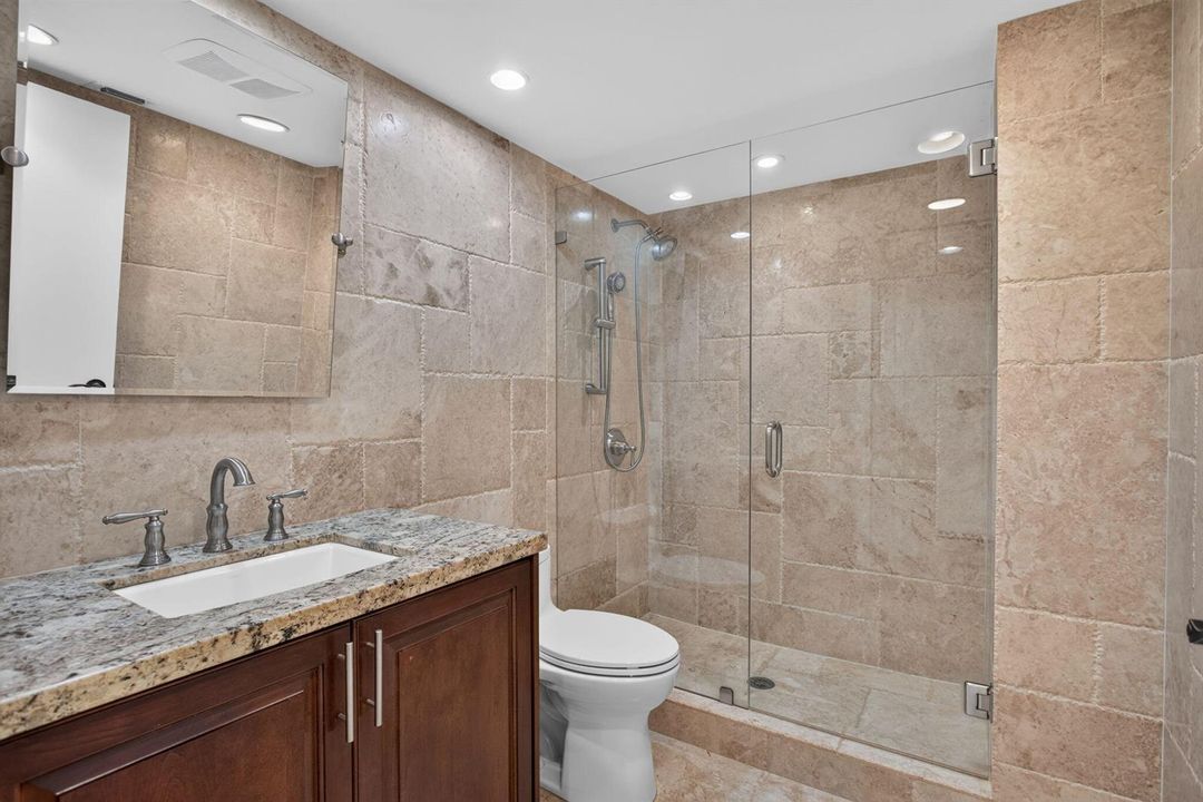 GUEST BATHROOM SHOWER