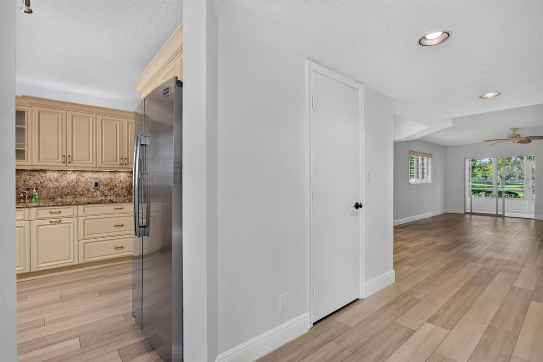THERE ARE 2 ENTRIES TO KITCHEN