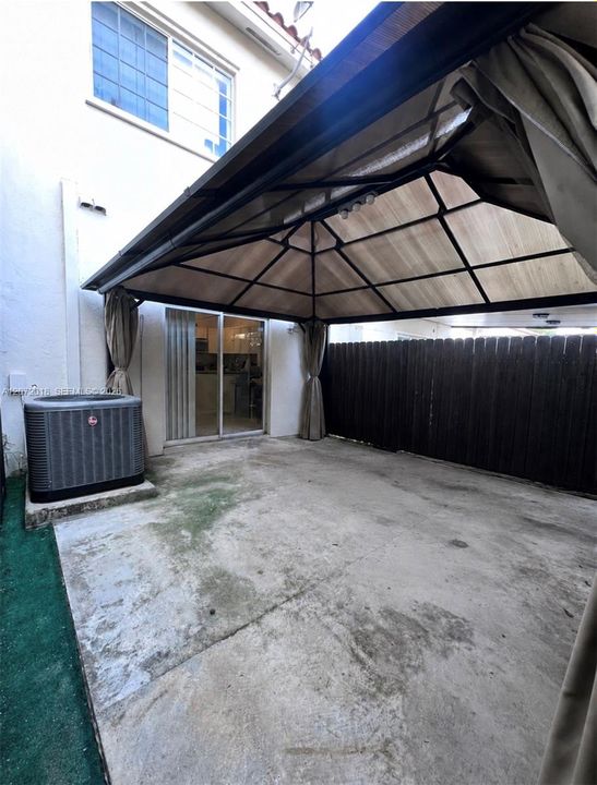 For Sale: $430,000 (3 beds, 2 baths, 1421 Square Feet)