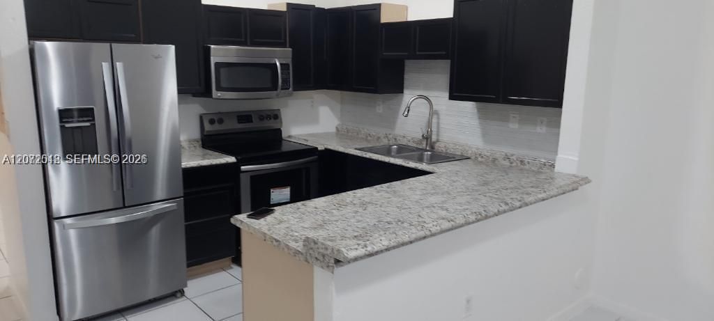 For Sale: $430,000 (3 beds, 2 baths, 1421 Square Feet)