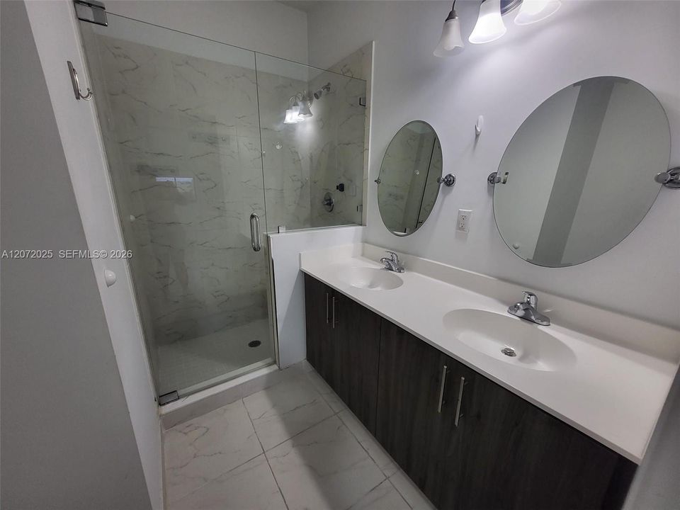 For Rent: $2,800 (3 beds, 2 baths, 1486 Square Feet)