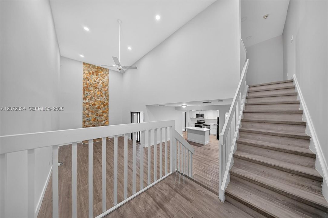 For Sale: $499,000 (2 beds, 2 baths, 2039 Square Feet)