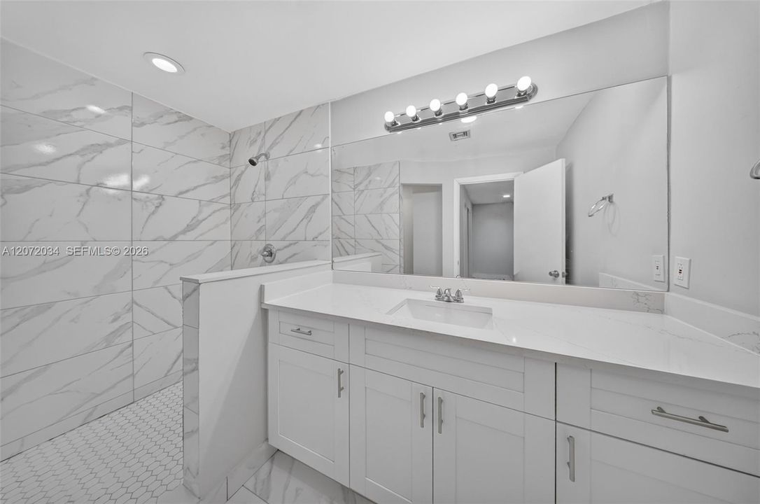 For Sale: $499,000 (2 beds, 2 baths, 2039 Square Feet)
