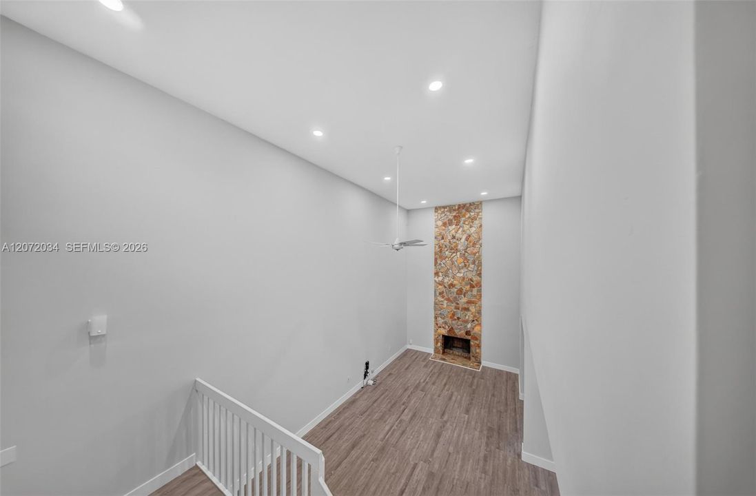 For Sale: $499,000 (2 beds, 2 baths, 2039 Square Feet)