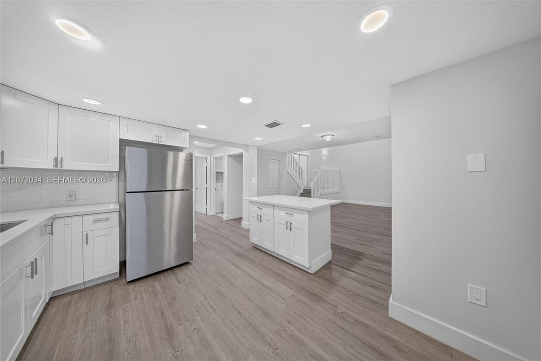 For Sale: $499,000 (2 beds, 2 baths, 2039 Square Feet)