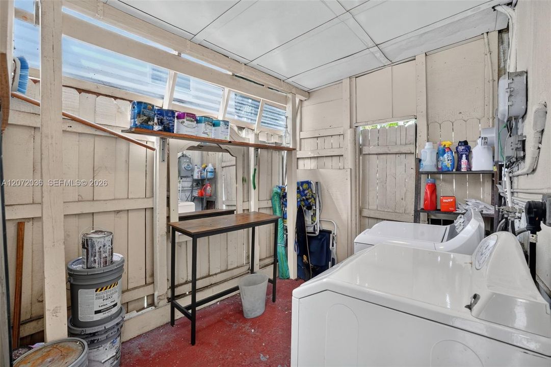 В аренду: $1,800 (1 спален, 1 ванн, 1442 Квадратных фут)