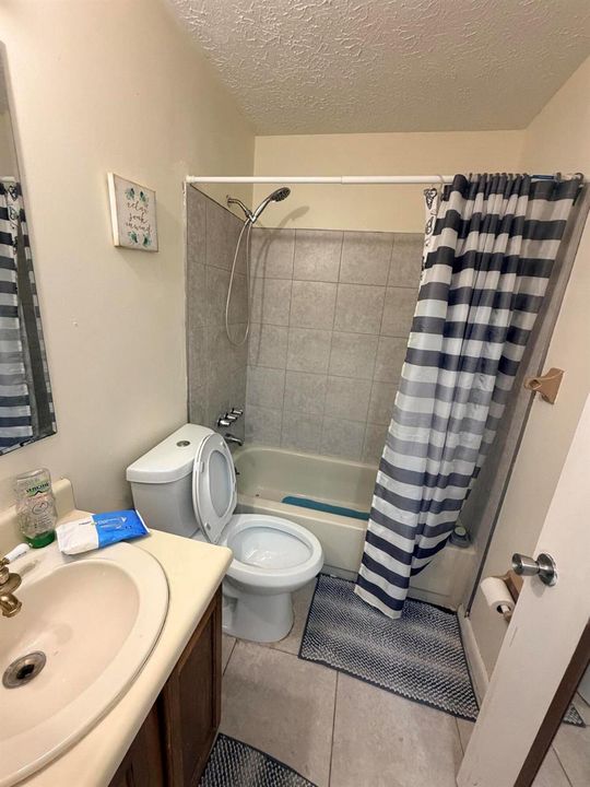 2nd Bathroom