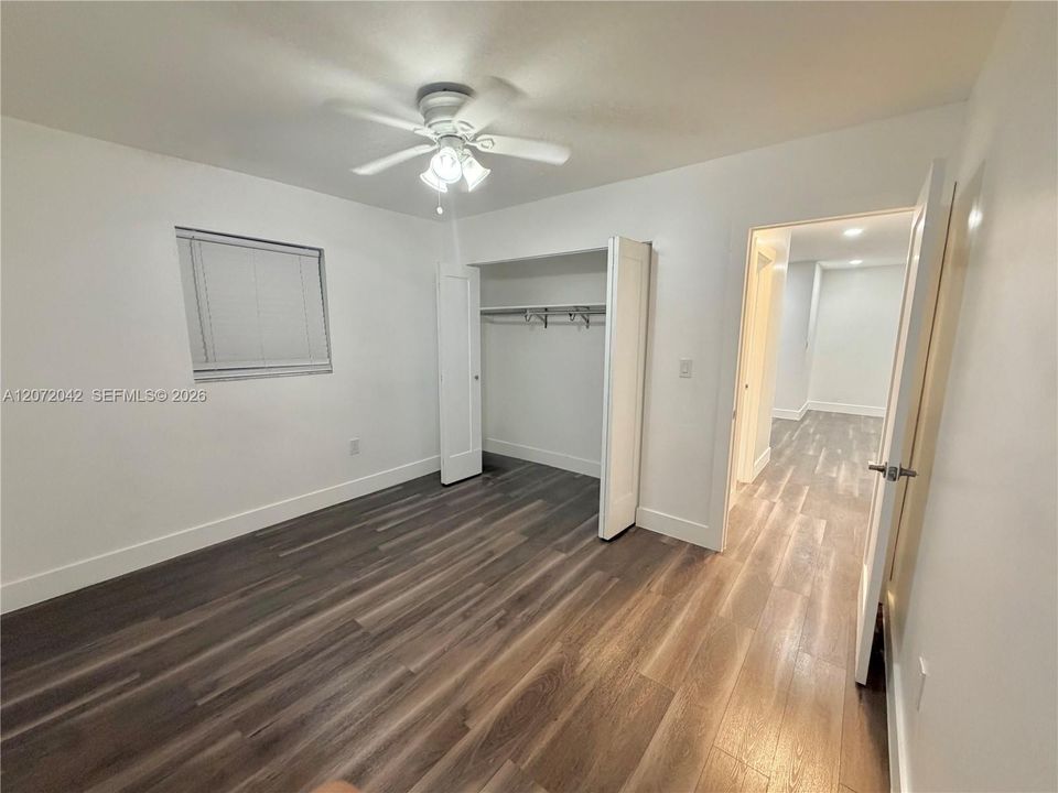 2nd bedroom, other angle