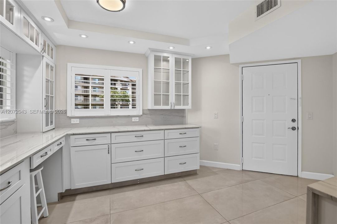 For Rent: $2,600 (2 beds, 2 baths, 1533 Square Feet)