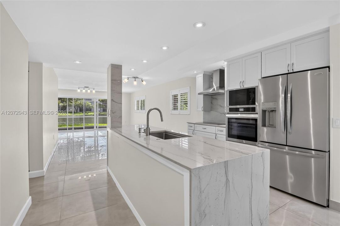 For Rent: $2,600 (2 beds, 2 baths, 1533 Square Feet)